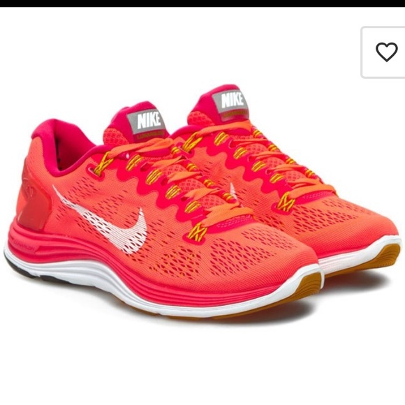 Nike Shoes - Nike LUNARGLIDE 5